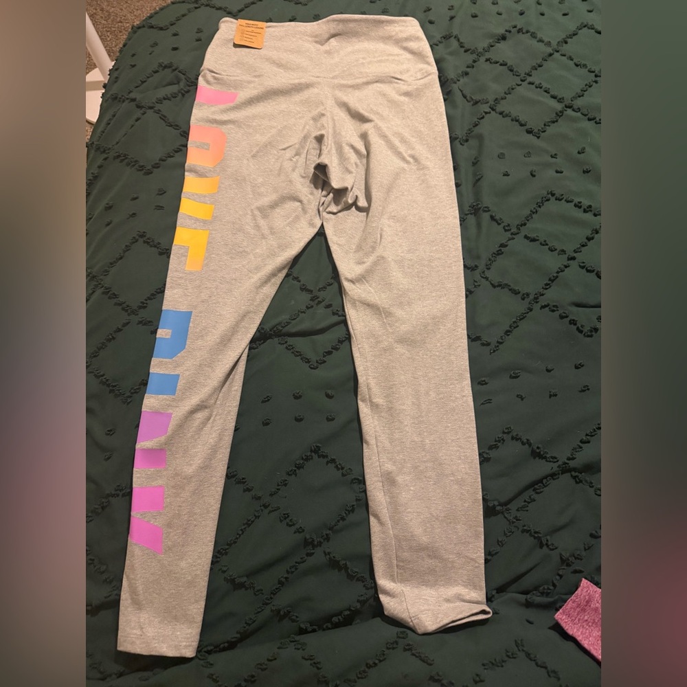 cute Pink victoria secrets leggings!!!